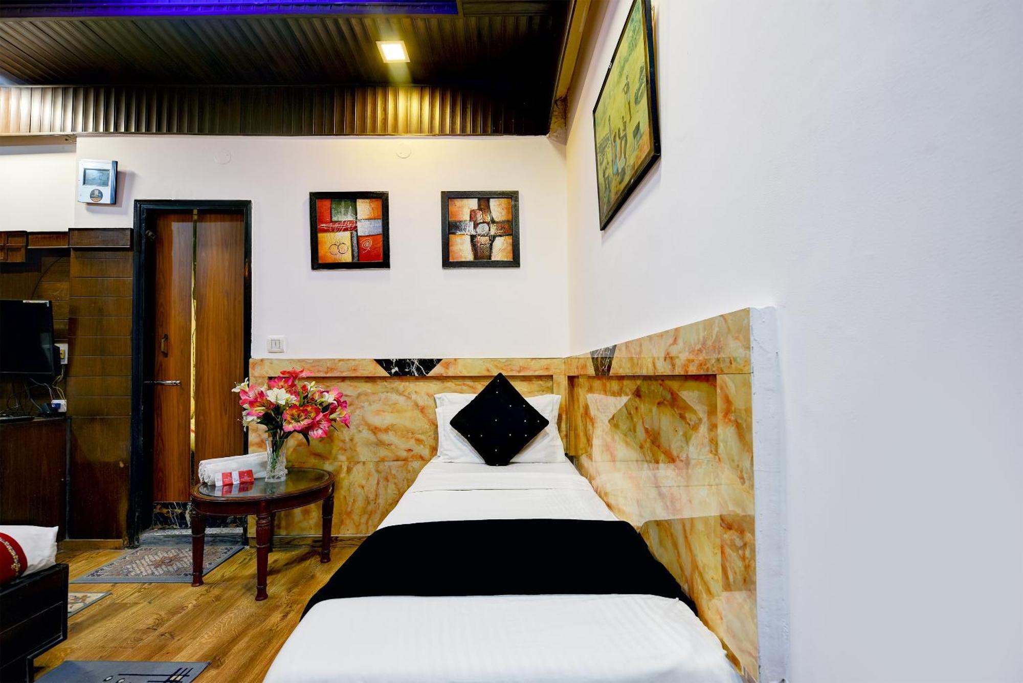 Hotel Shiva Intercontinental - New Delhi Railway Station - Paharganj Nova Deli Exterior foto